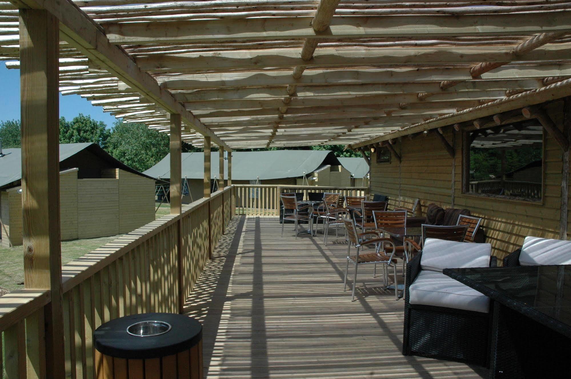 Bear Lodge - Glamping Lympne Exterior foto